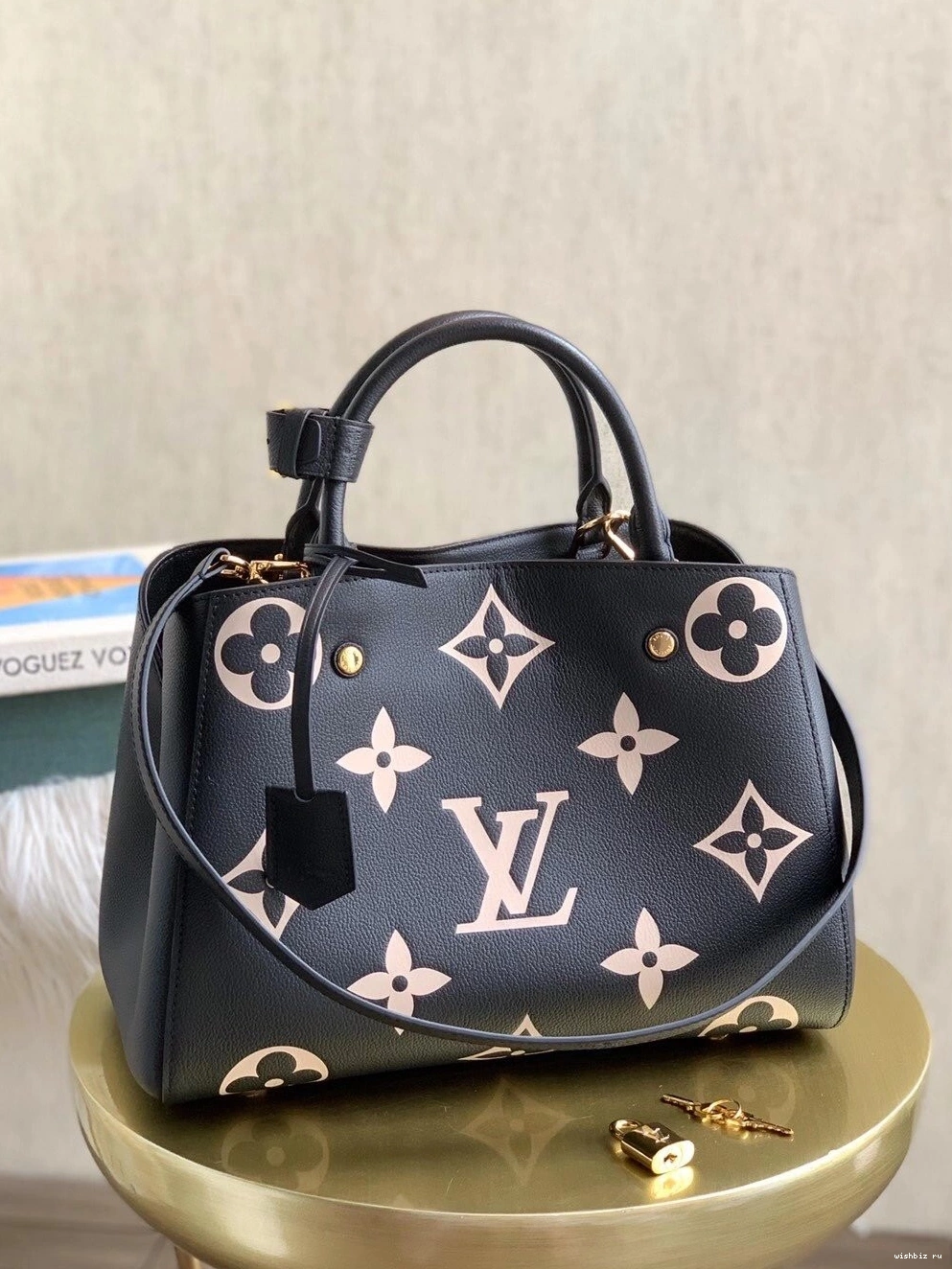 WIS MM MONTAIGNE LOUIS VUITTON 0812